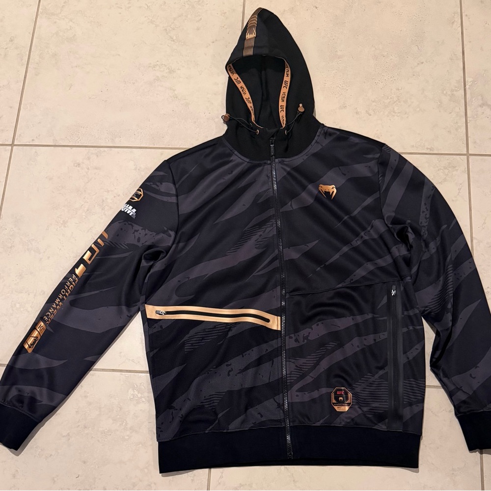Men's Black & Gold Zip Hoodie Jacket -